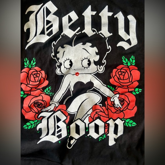 NWOT BRISCO BRANDS Retro Betty Boop Black Graphic Crop Top. Size 2XL in Juniors. - Picture 3 of 4